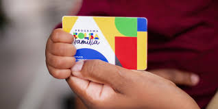 Milhões de brasileiros recebem menos do Bolsa Família em maio — veja se você está na lista!