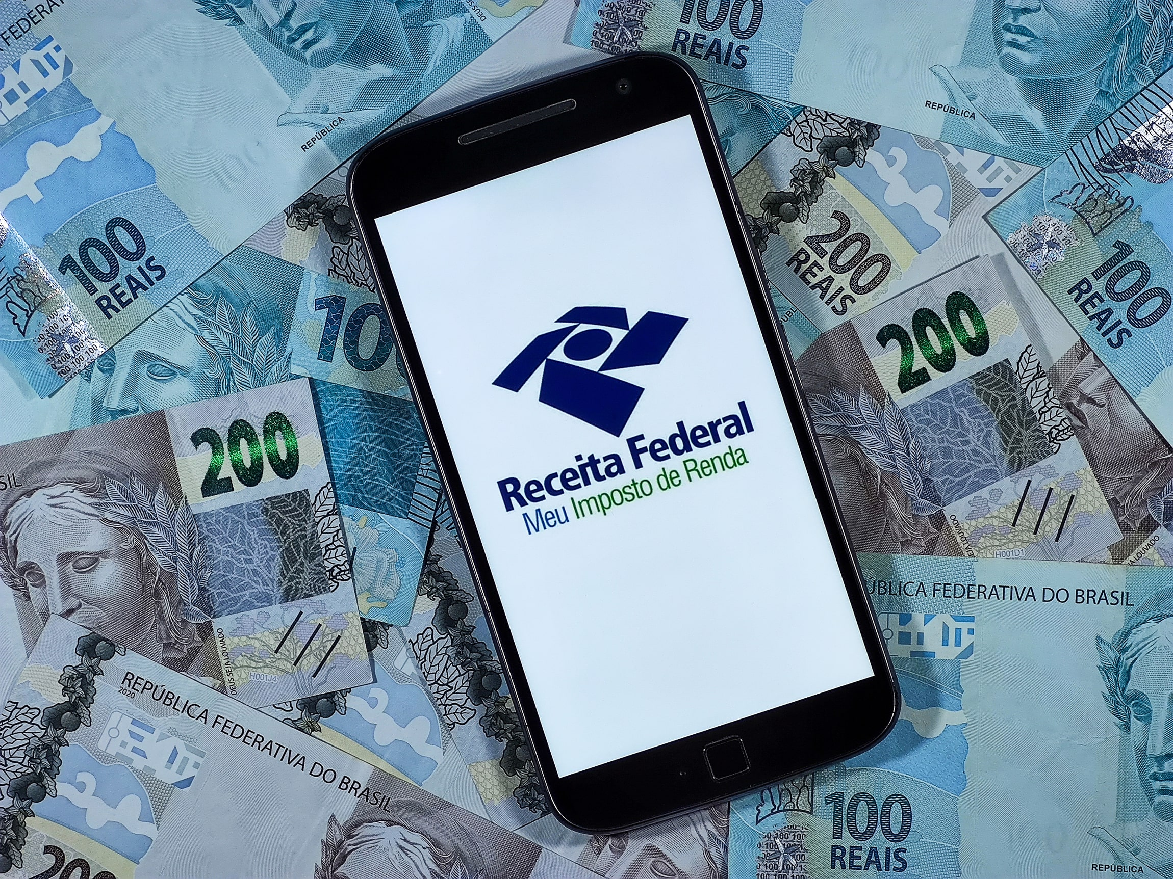 Receita Federal libera 4º lote da restituição do IR