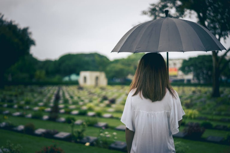 Pensão por morte do INSS pode ser concedida sem casamento formal; veja regras